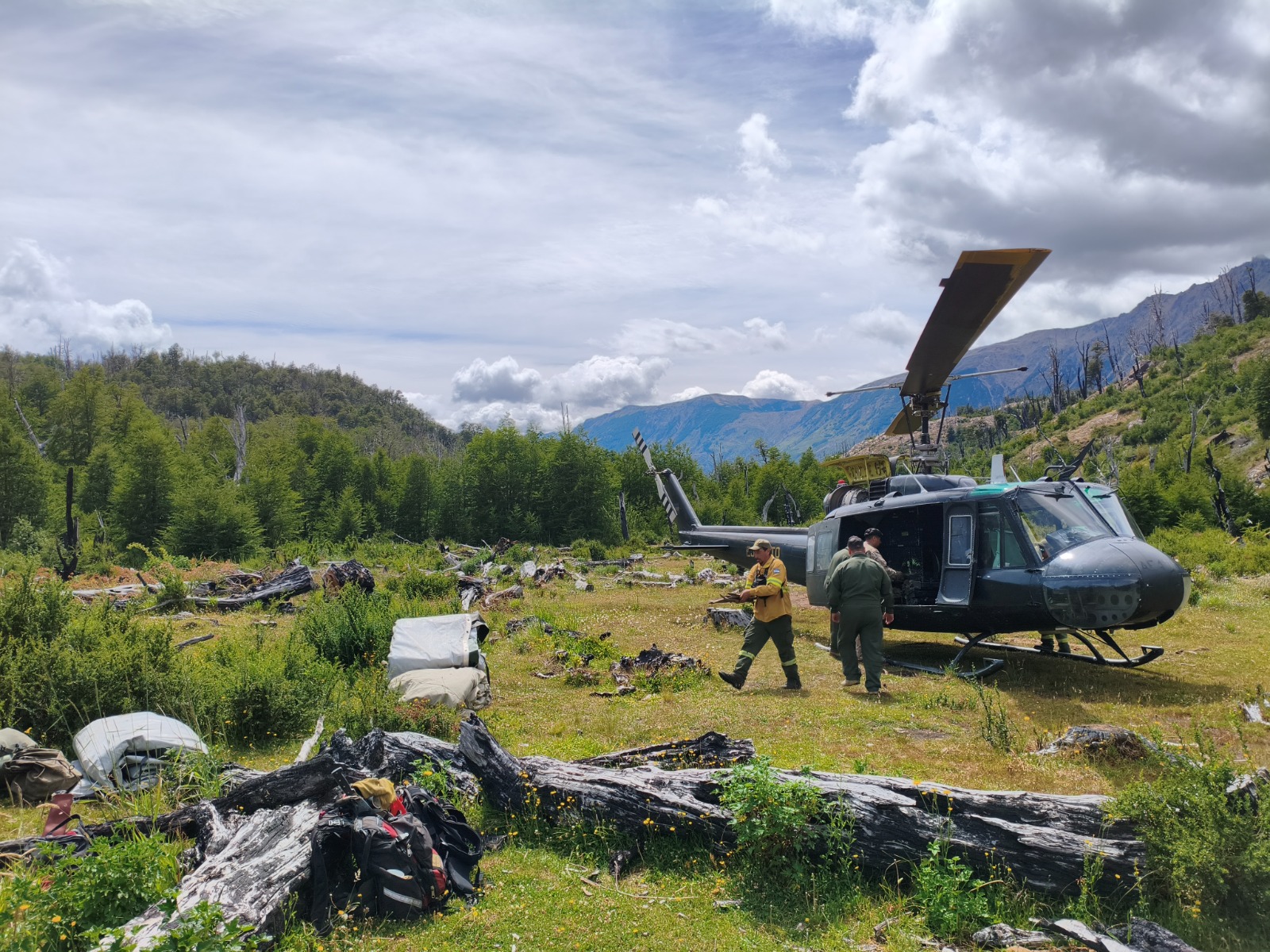 Cómo es el apoyo del Ejército en la lucha contra el fuego