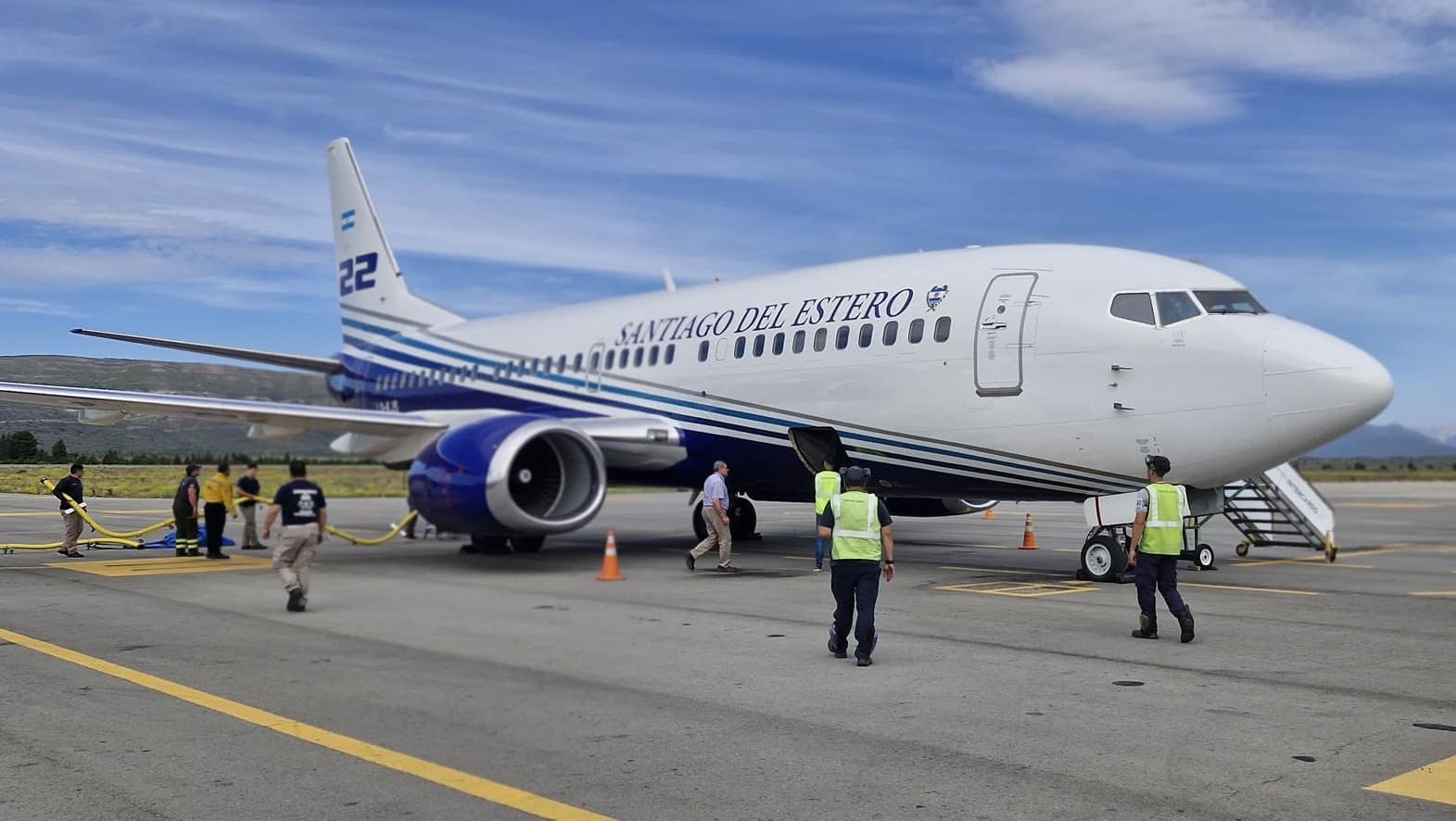Regresó a Santiago del Estero el avión Boeing que combatió el fuego en la Patagonia